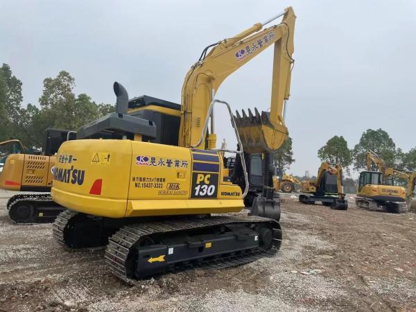 Komatsu excavator available for sale in a good condition , for a discounted