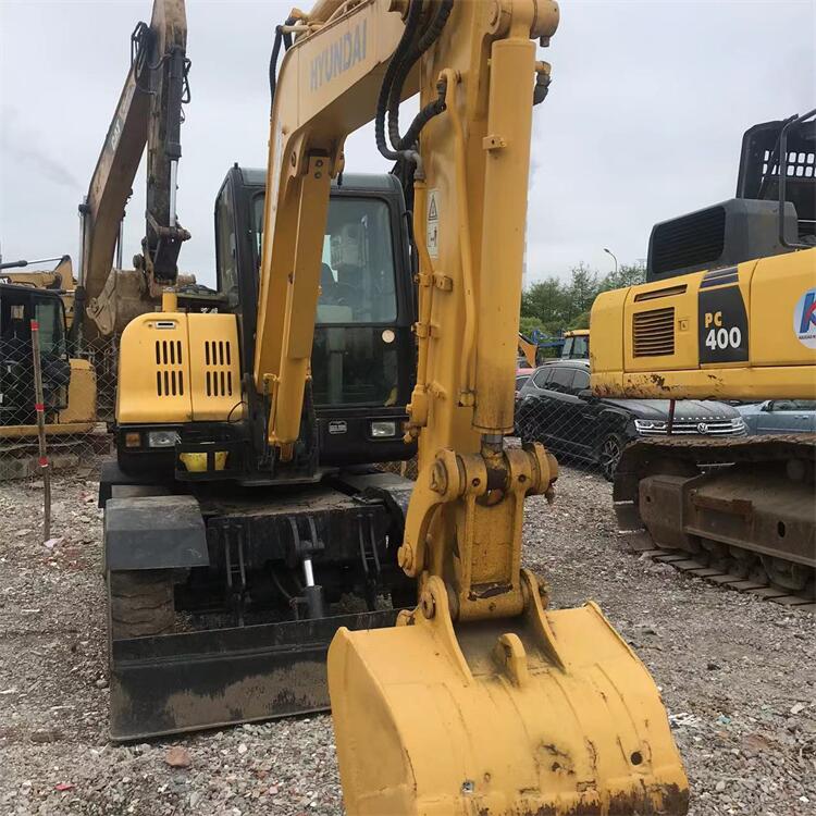 Shanghai Used Hyundai 60W-9 Excavator With Original Hydraulic Cylinder