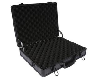 China Portable Gun Storage Case Aluminum Framed Locking Hunting Equipment Gun Case factory