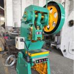 Customized CNC Hydraulic Press Machine for Metal Punching in Manufacturing Plant