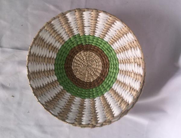 2021 new design High quality Wholesale seagrass wicker wall baskets wall plates