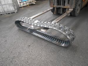 China Joint Free 250mm Width Excavator Rubber Tracks For Komatsu PC20UU factory