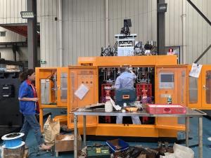 China MEPER 80D Automatic Milk Bottle Extrusion Blow Molding Machine With Schneider Contactor factory