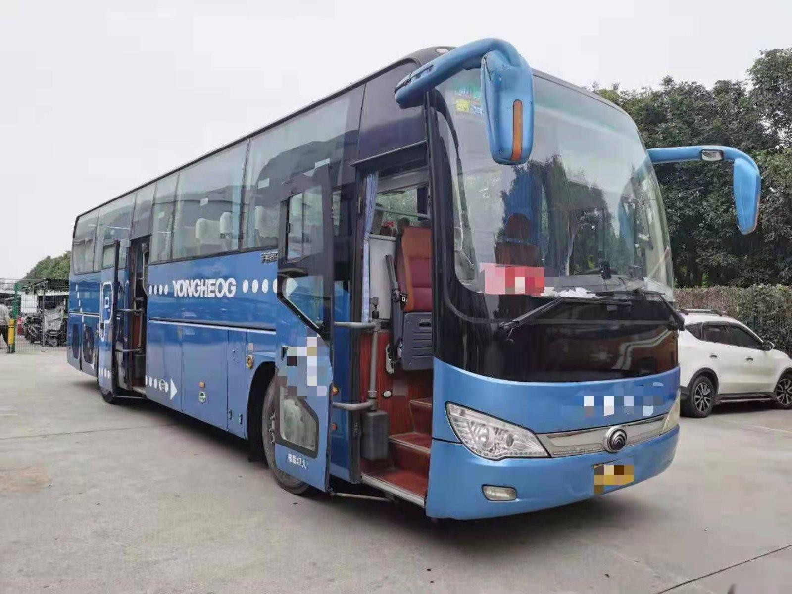 Used Yutong Bus Zk6119 47 Seats Airbag Chassis Euro IV Yuchai Engine Double Doors Left Hand Drive Used Tour Bus
