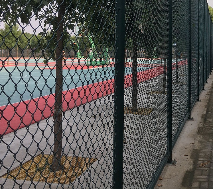 200*50mm PVC Coated Chain Link Mesh Fence Panels For Playground