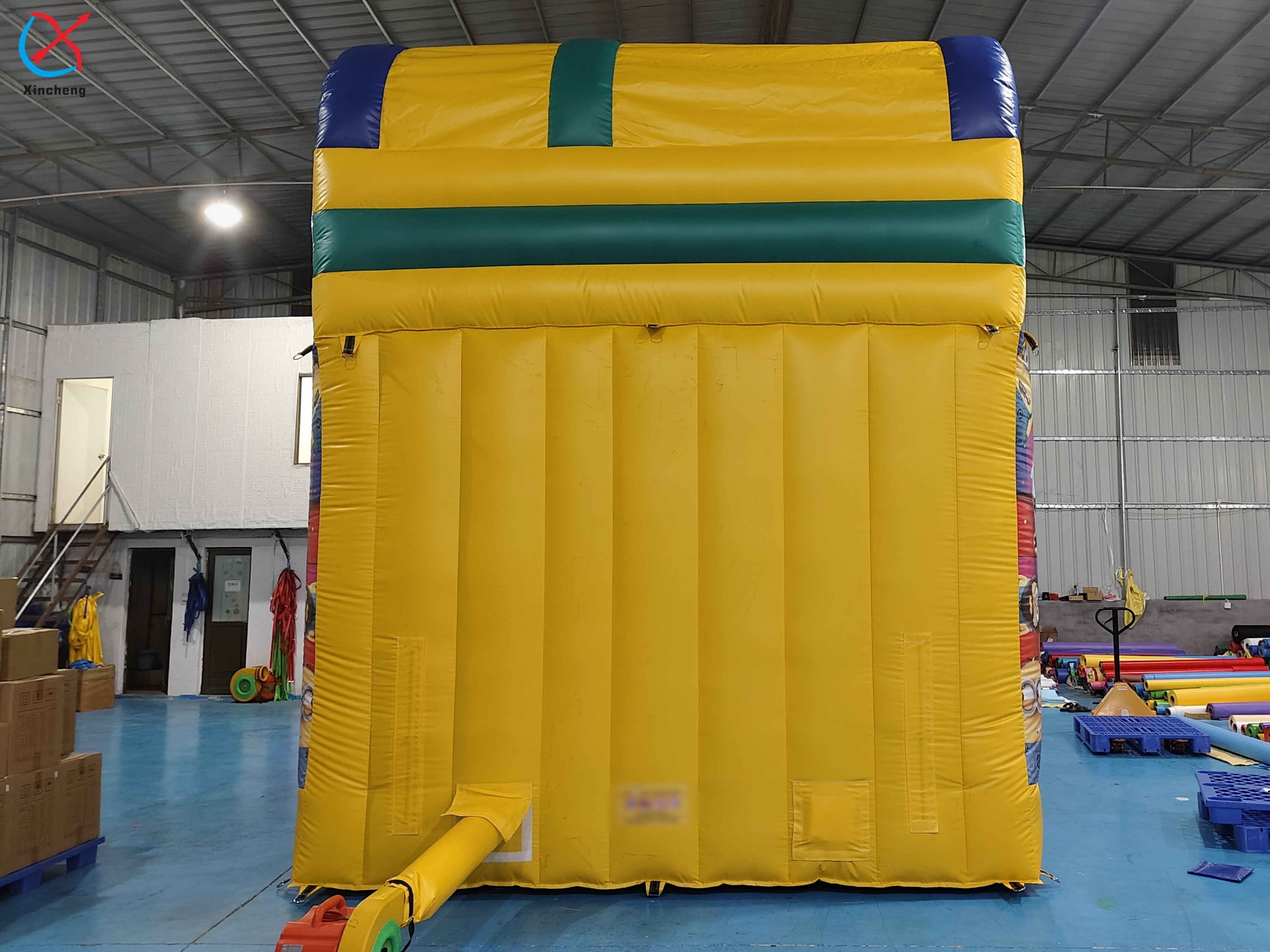 Commercial Minions Inflatable Slide Inflatable Dry Slides Outdoor