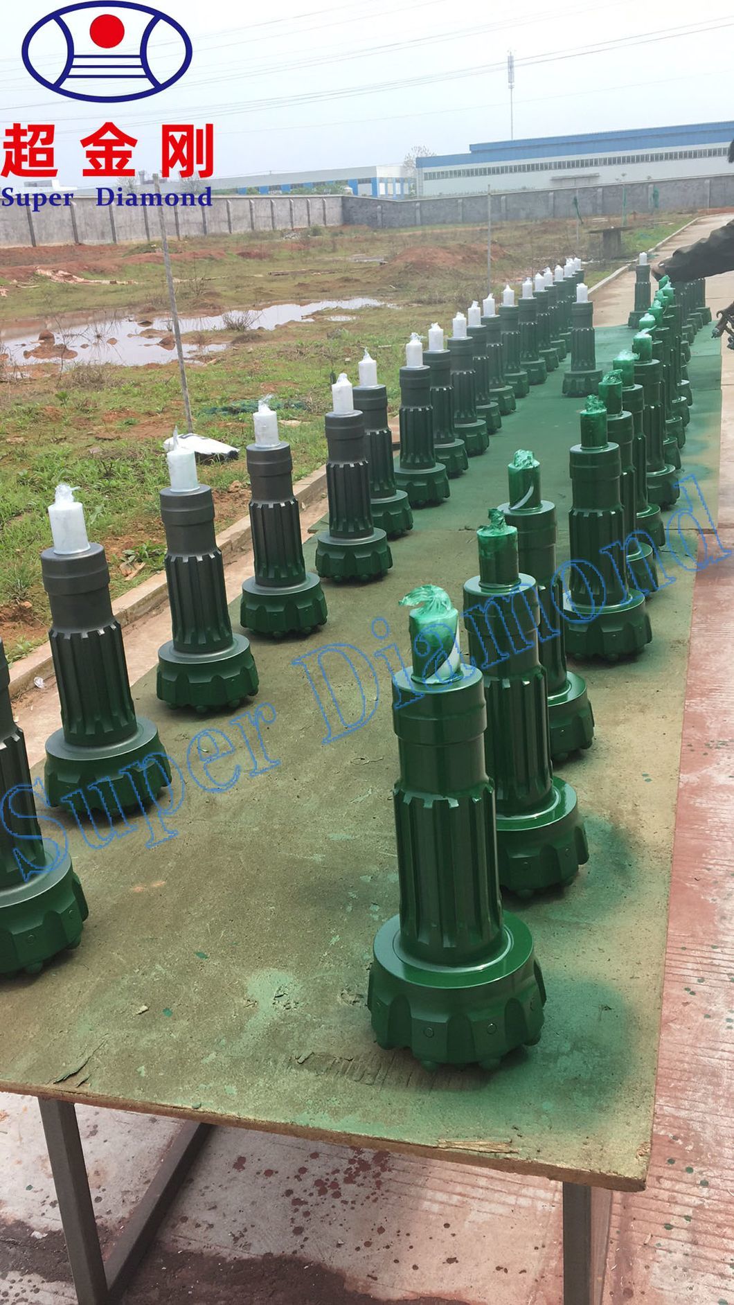 China Factory Professional Big Hole DTH Hammer DHD350 HD55 Cop54 130mm 135mm 5inches High Air Pressure DTH Hammer Drill Bit