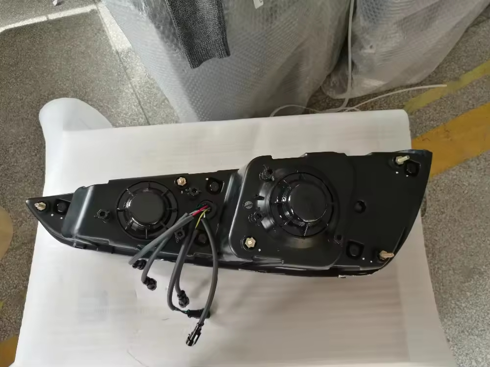 CCC Certified Adiputro Bus Coach Auto Accessories Fiber Lamp HC-B-1591-3 for Universal