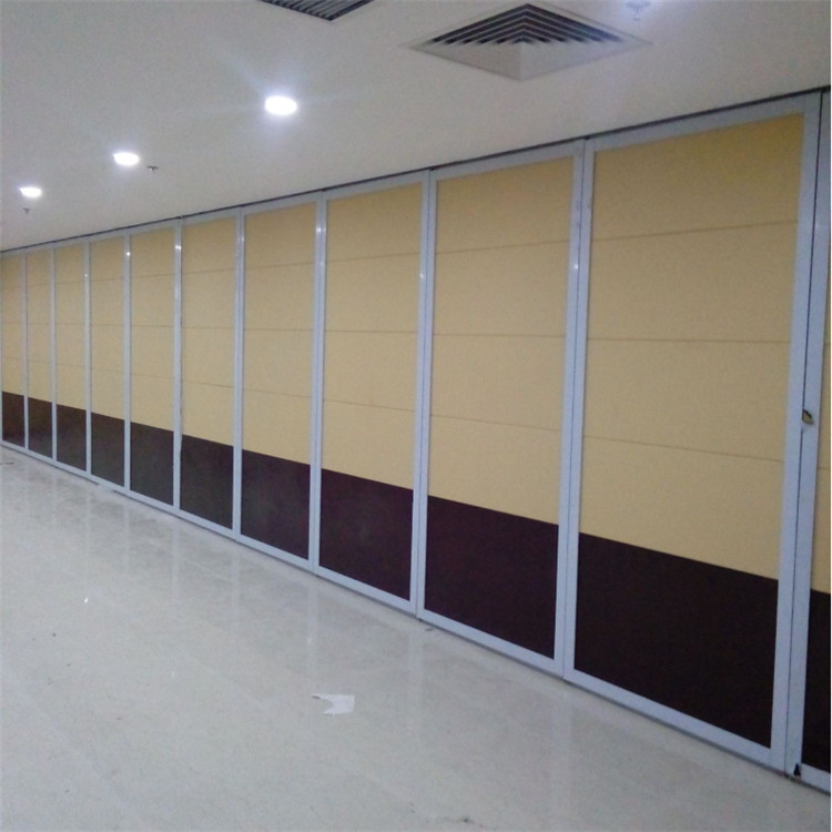 OEM Movable Partition Walls For Banquet / Soundproof Sliding Door Acoustic Wooden Panels