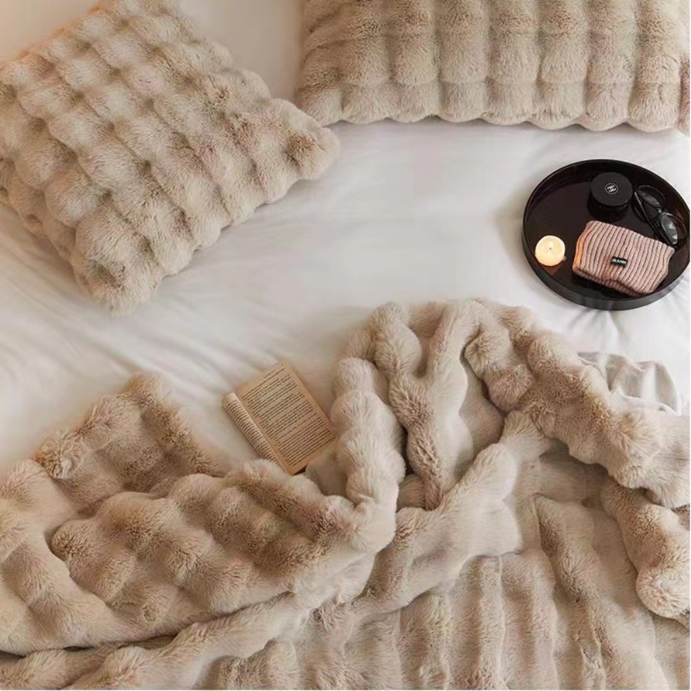 2023 Custom Newest Design Fashion Nondisposable Blanket within Karol G and Bad Bunny