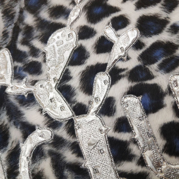 Exquisite Custom Made Embroidered Patches Washable For Garment Clothing