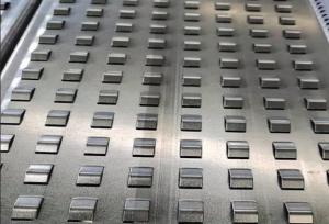 China 450mm x 2200mm High Rib Lath / Corrugated Roof Sheet 90mm Distance factory