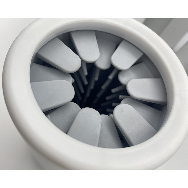 360 Degree Dog Paw Cleaner Cup White Silicone Mudbuster For Dogs