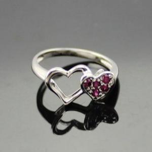 China Women Jewelry 925 Silver Heart Ring with Red Cubic Zircon (JY058) factory
