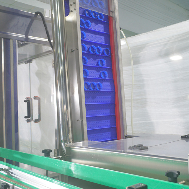 Full Automatic Capper Labeler Sunflower Oil Filling Machine with After-Sales Service
