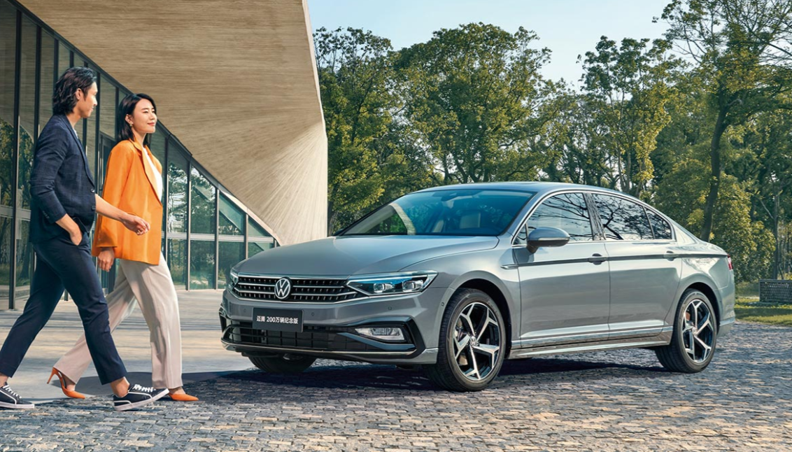 2024 VW Magotan 2 Million Commemoration 330 TSI Leading Edition Traditional Gasolin