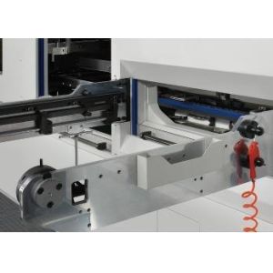 Maintaining Highest Precision Automatic Cardboard Die Cutting Machine Paper Die