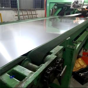China BA 430 Stainless Steel Sheet 0.5mm Thick For Elevator Surface factory