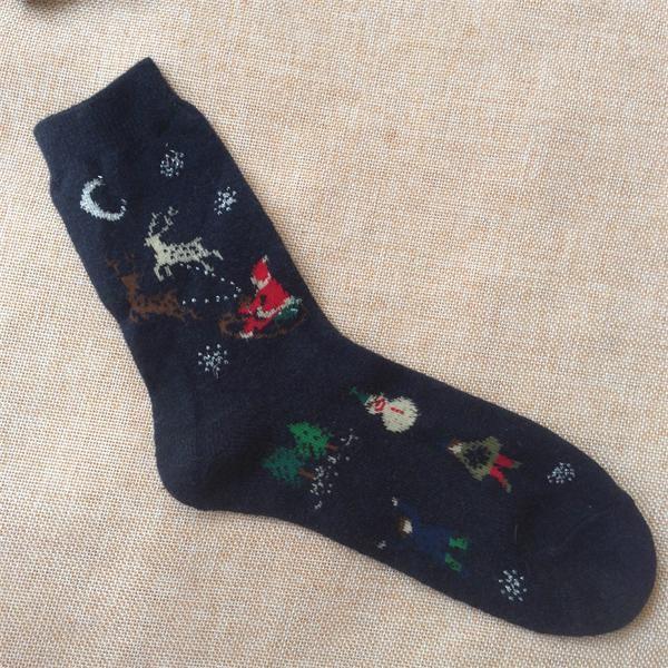 2015 Fashion cute cartoon christmas patterned design winter wool thick socks for