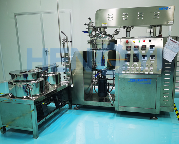 China Pharmaceutical High Shear Emulsifying Machine 100L with Water / Oil Tank factory