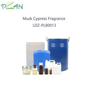 Skin Friendly Musk Cypress Essence with Light and Refreshing Scent for Undiluted