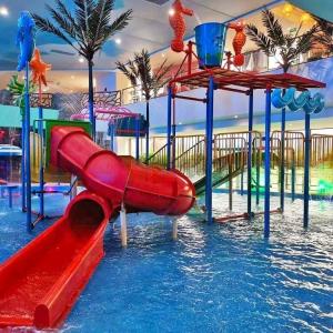 China Customized Small Indoor Splash Water Playground Colourful For Children factory