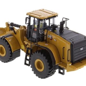 DM 1/50 Wheel Loader 966 GC Series Alloy Shovel Loader Model 85682 Collectible