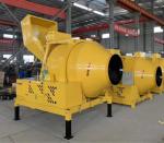 500L Mobile Portable Self Loading Concrete Mixer Truck With Air - Cooled Diesel