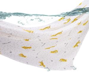 China Yellow Tiger Printing Woven Muslin Gauze Fabric 105GSM Thin Gauze Fabric factory