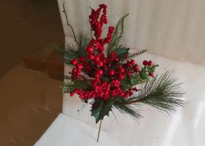 China Christmas Decor 48cm Artificial Pine Picks With Faux Red Berry factory