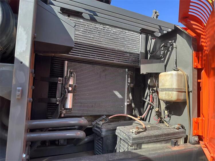2022 Year Model Used Hitachi ZX200 Excavator In Japan Engine ISUZU