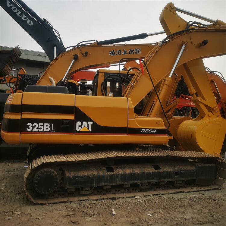 2020 Japan Made Caterpillar 325B Medium Excavator in Shanghai 28120 KG Machine Weight