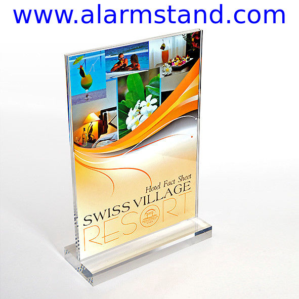 COMER security solution digital products retail environment display for mobile stores