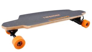 China Outdoor Game Boosted Electric Skateboard Bluetooth Remote Control For Adult factory