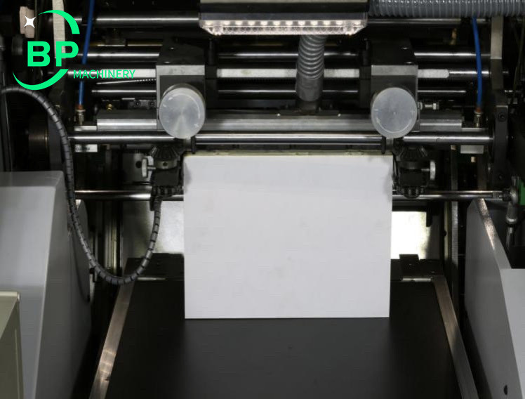 Automatic Thread Book Sewing Machine BP 180/46 With High Speed 180 And Max 460mm Length