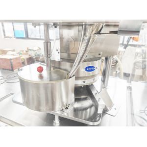 Manual / Automatic Operation Mode Rotary Tablet Press Machine For Pharmaceutical