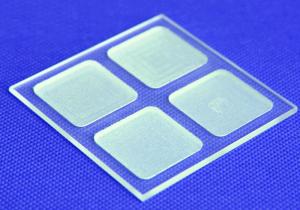 China Perforated Slotted Quartz Glass, Quartz Plate Shaped Channel Frame factory