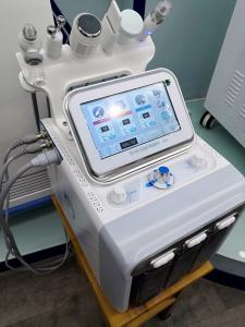 China Newly launched multifunctional improve skin dull / shrink pores hydra water dermabrasion beauty machine factory