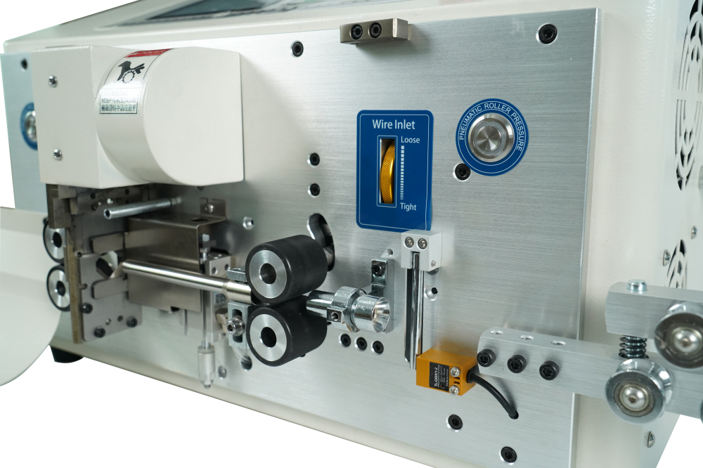 High Efficiency Cable Cutting Machine Inner Outer Layer Cable Cut Strip Machine