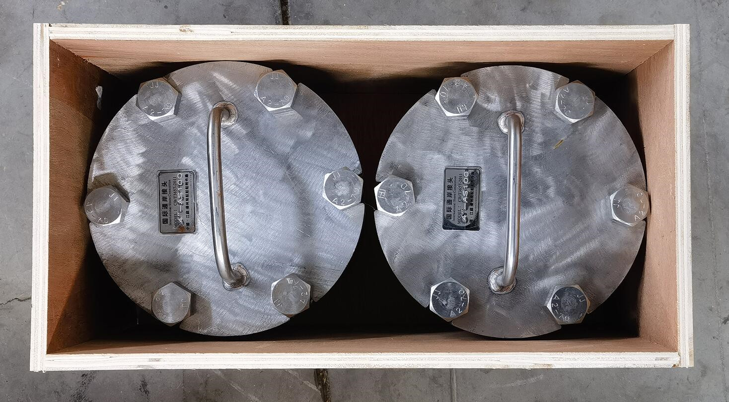 Shore Connection Stainless Steel International Shore Connection Outer Diameter: 215mm DIAMETER OF THE BOLT JOINT GARDEN