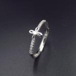 Artistic Cross Shape Sterling Silver Cubic Zirconia Solitaire Ring 925 For