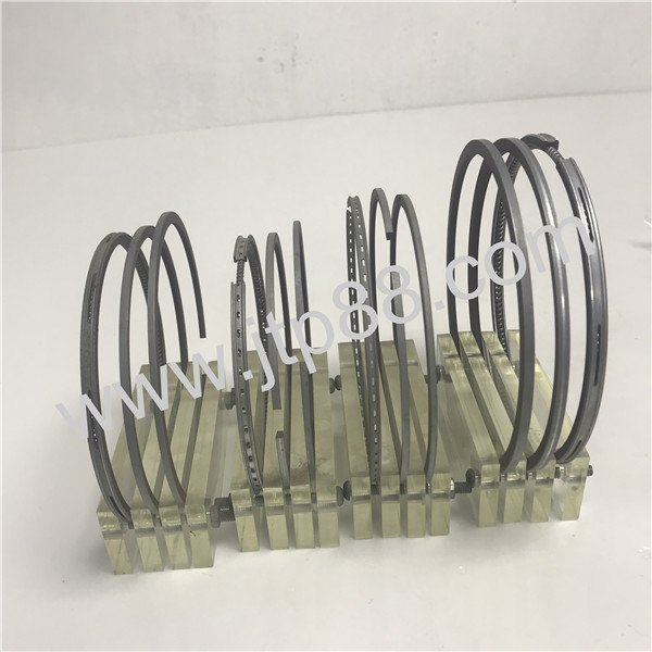 PE6 Piston Ring Kits 133 * 4mm For Nissan Engine Parts OEM 12040-90225