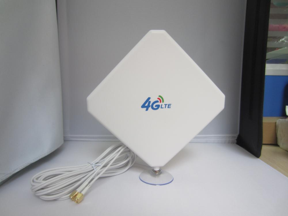 600-2700mhz High Gain Dual TS9 TS9 CRC9 4G LTE Mimo Antenna for Long Range Coverage