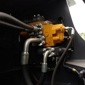 11 Ton Wheel Loader Machine / Compact Articulated Wheel Loader Construction