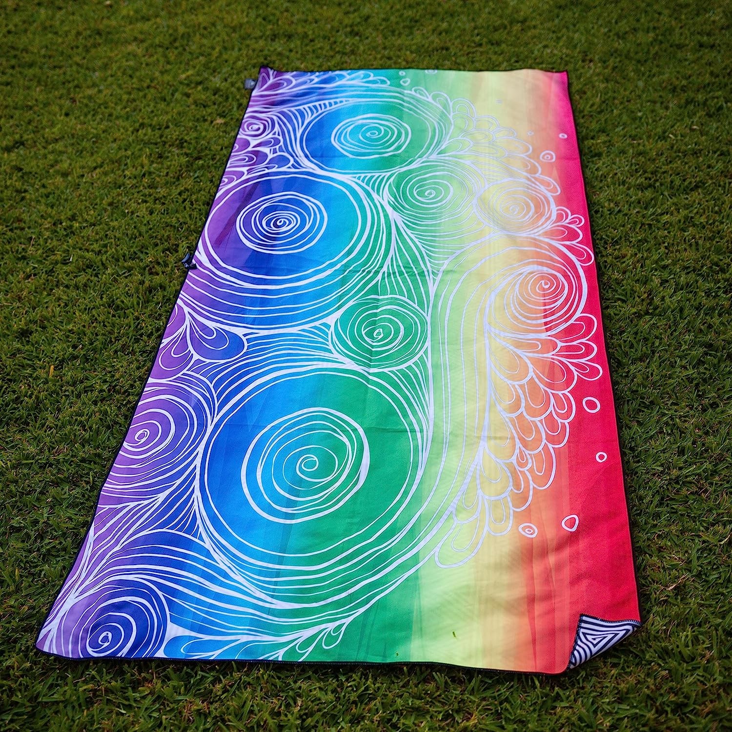 Personalized Oversized Custom Beach Towel Print With Logo Absorbent Quick Drying Sand Free Microfiber Beach Towel