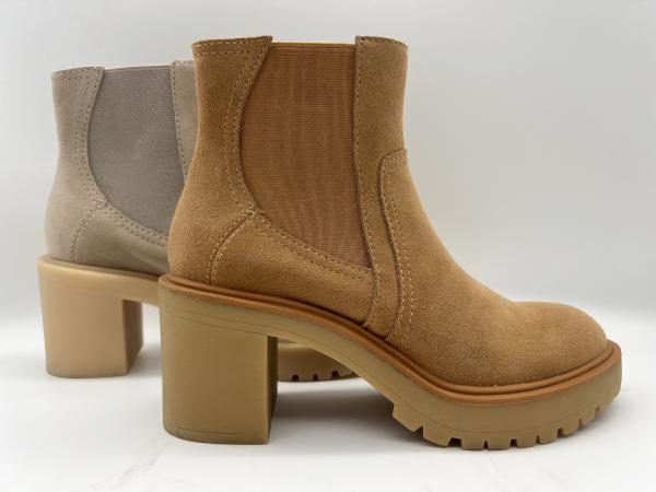 Round head One piece of TPR outsole，soft cow suede leather Womens Dress Boots，No
