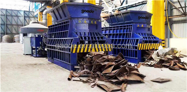 ISO90001 Vertical Shear Metal Scrap Shearing Machine For Packing Extruding