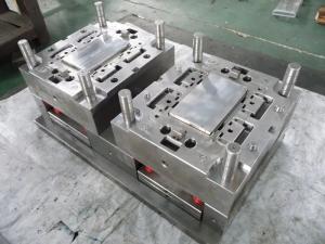 China Plastic Case Housing Custom Injection Mold Hot Sprue Gate For Many Plastic Parts factory