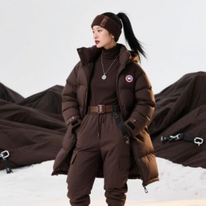 China 65GSM Down Jacket Fabric Waterproof / Windproof 100 Polyester Fabrics on sale