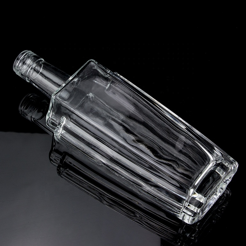 500ml 700ml 750ml Flint Glass Bottle for Champagne Gin Rum Transparent and Embossed